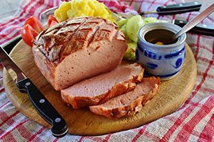 Frischer Leberkäse